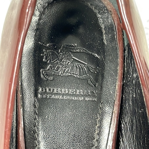 Burberry Peeptoe Ruffle Patent Leather Pumps Heels Burgundy Maroon Sz 39 - Picture 3 of 16
